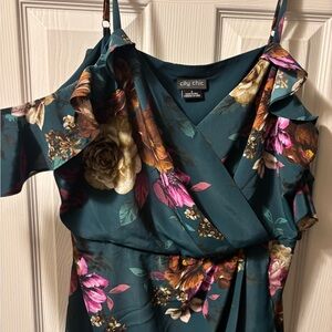 City Chic Teal Floral Cold-Shoulder Wrap top